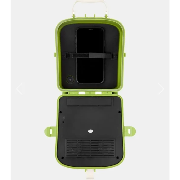 SUNNYLIFE OLIVE BEACH SOUNDS SPEAKER - Picture 2 of 4